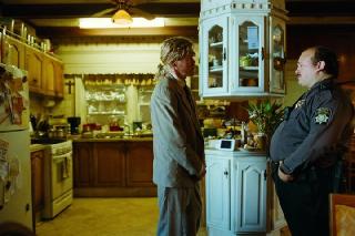 ������� / Bugonia (2025/BDRip/HDRip)