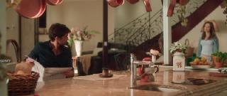 Красота и боль (2025)