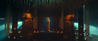 Женщина рисующая с костей (2025)