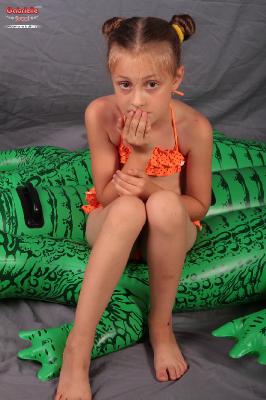 [Image: _1df63e778cd60fde67d7c89acceb1bc1.jpeg]